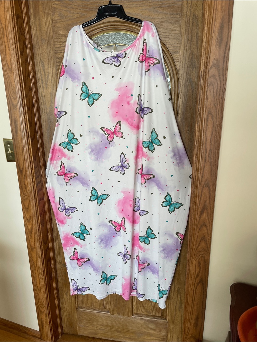 women chicme lounger with pockets Size 5 XL. Beautiful butterfly design. - Picture 2 of 2